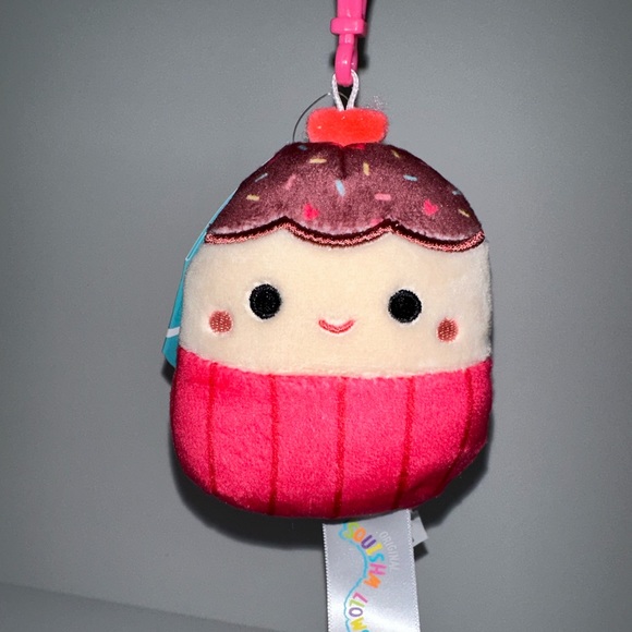 New Evangelica, Swerl, Zuni, & Elpha Clips Valentines 2023 Squishmallows Bundle - Picture 9 of 10